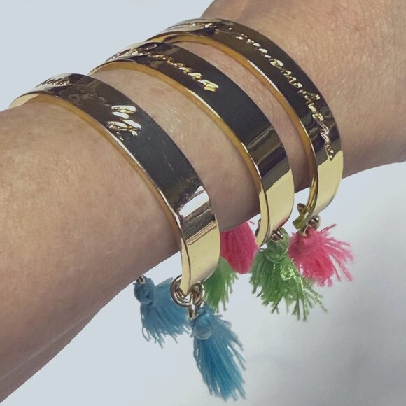 Lilly Pulitzer Solid Bangle Bracelet Set of 3 w/ Tassels EUC - Picture 3 of 6